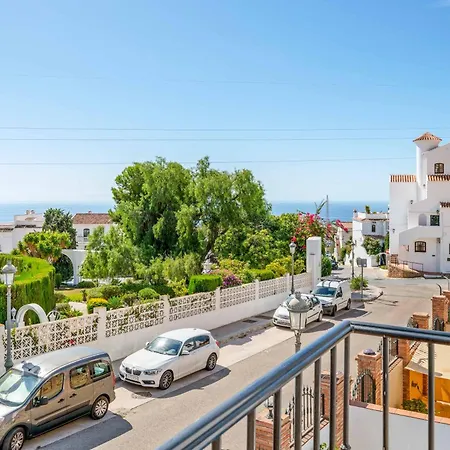 Juncos Villa Nerja